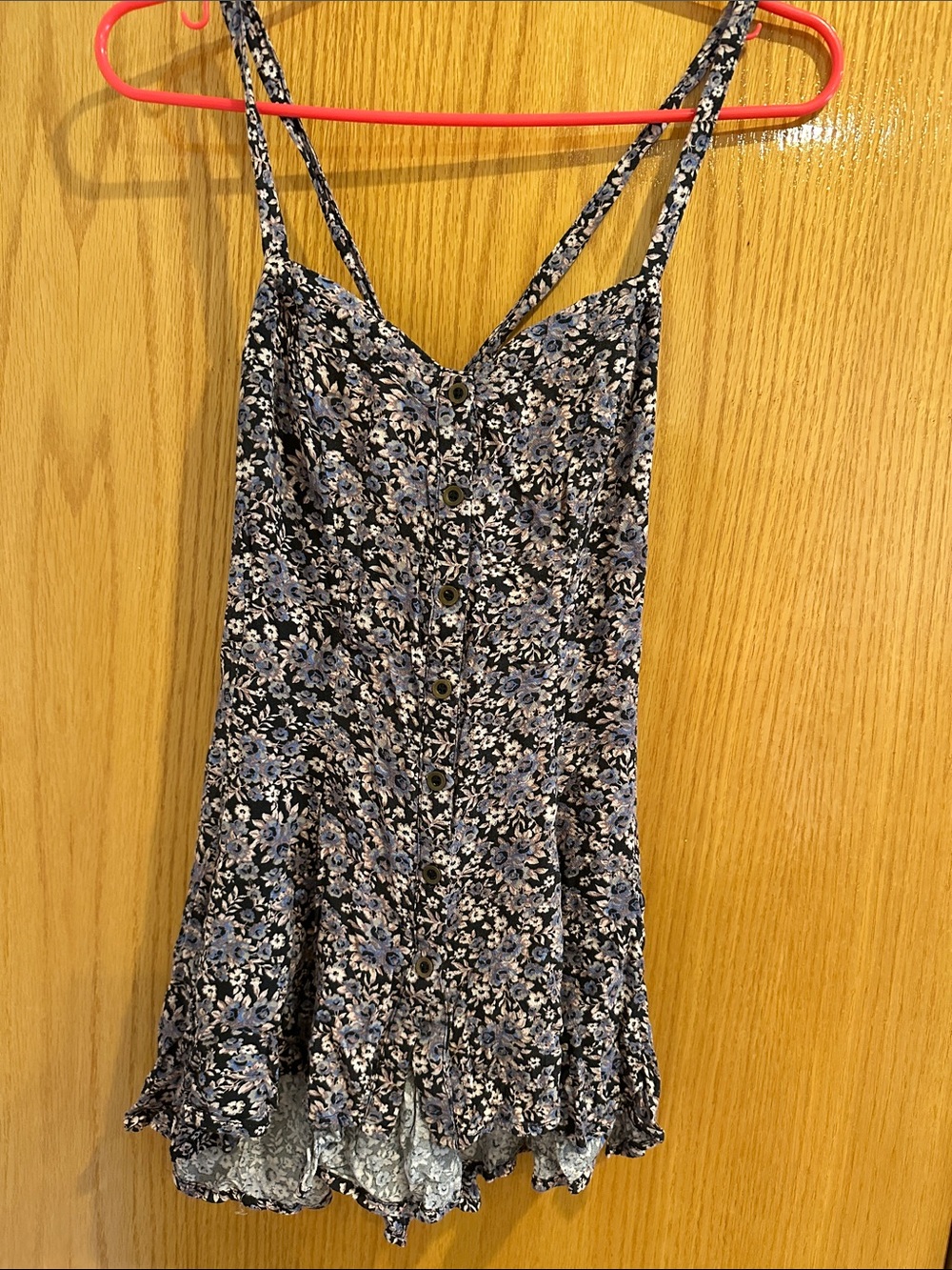 Floral Button-Front Cami Top in Black and Light Purple